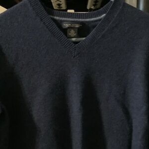 Banana Republic Navy V-Neck Sweater, see description ,‎